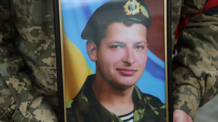Не встиг створити сім’ю: у Луцьку попрощалися з Героєм Олексієм Кривовим, який довгий час вважався зниклим безвісти