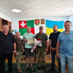 Ветерана із Волині, який отримав поранення в бою, нагородили відзнакою Міноборони