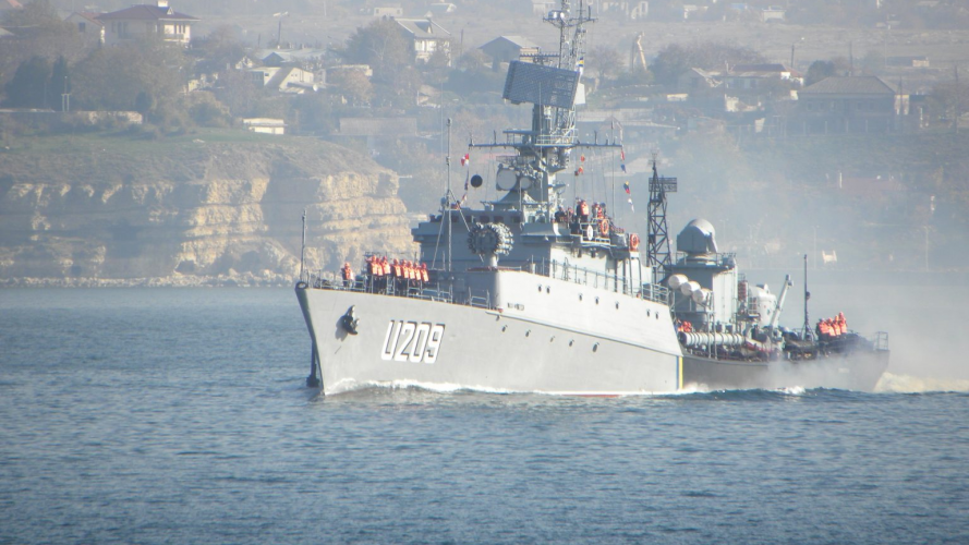 Росіяни показово потопили вкрадений український корвет «Тернопіль»