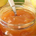 Що зробити з кислих яблук: рецепт смачного прозорого джему на зиму