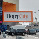 У Луцьку на парковці ТРЦ «ПортCity» авто травмувало 12-річну дівчинку: що відомо