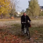 Волинянка долала велосипедом десятки кілометрів і майже позбулася болю в колінах
