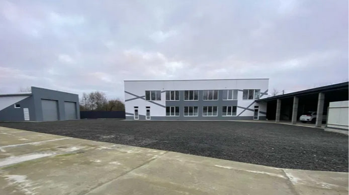На Волині продають новий комплекс під СТО за майже 11 мільйонів