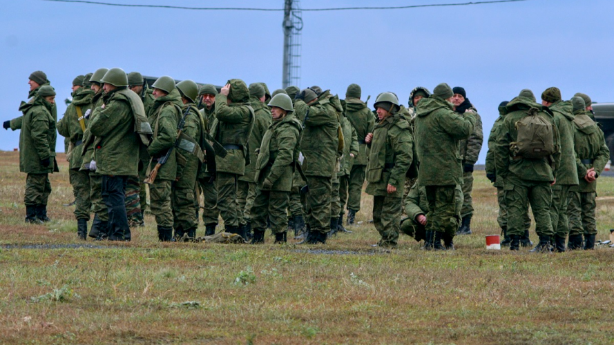 Росіяни таємно в цистернах перекидають військових до Білорусі: що відомо