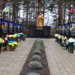 Сльози, квіти й молитва: у громаді на Волині відкрили Алею пам’яті загиблих Героїв різних поколінь