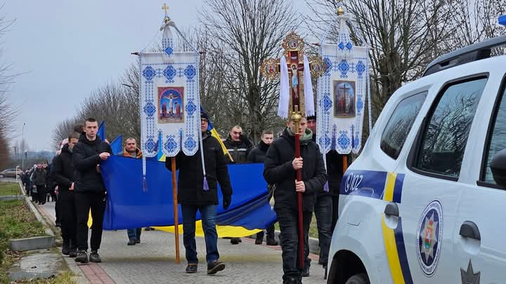 Найменший син ще тільки п'ятикласник: на Волині попрощалися із загиблим Героєм, багатодітним батьком Олександром Музикою