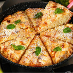 Торт “Рафаелло” на сковороді за 5 хвилин: ніжний десерт без духовки