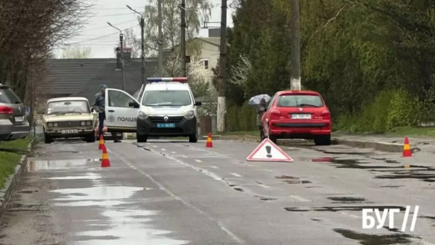 У Нововолинську автомобіль наїхав на жінку