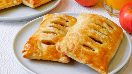 Коли немає часу готувати: швидкі слойки з листкового тіста