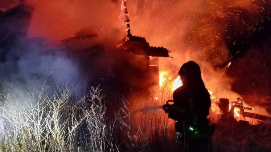 На Волині у пожежі загинув літній чоловік через необережне куріння