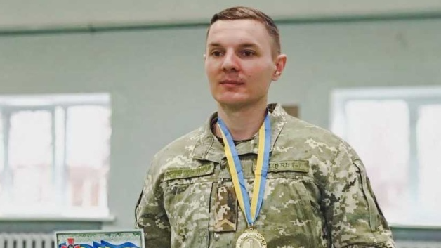 Пораненим прикрив відхід побратимів з місця бою: Тренера з Волині нагородили за бойові заслуги