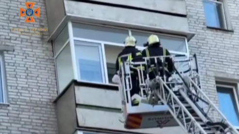 У Луцьку врятували чоловіка, який хотів покінчити з життям. Відео