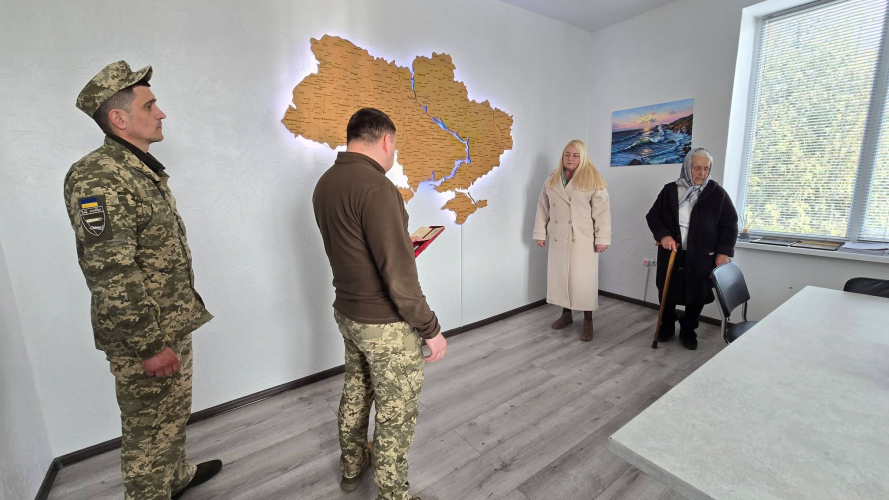 Загинув, прикриваючи побратимів: Героя з Волині посмертно нагородили орденом