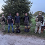 Двоє молодиків з Луцького району намагалися незаконно втекти за кордон, їх затримали