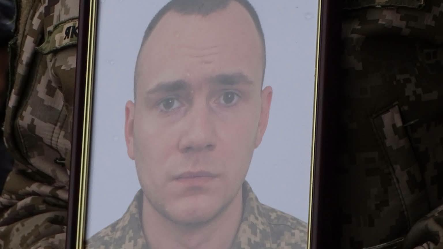 Серце раптово зупинилося у 29 років: на Волині провели в останню путь молодого захисника Владислава Косюка