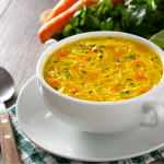 Запам’ятайте раз і назавжди: як довго можна зберігати суп у холодильнику