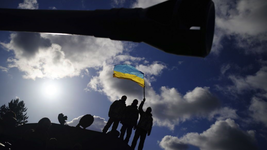 В Україні планують звільняти зі служби військових, які втратили родичів на війні