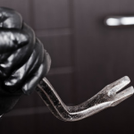 Рецидивіст із Луцька повторно потрапив під суд за крадіжки побутової техніки: як його покарали