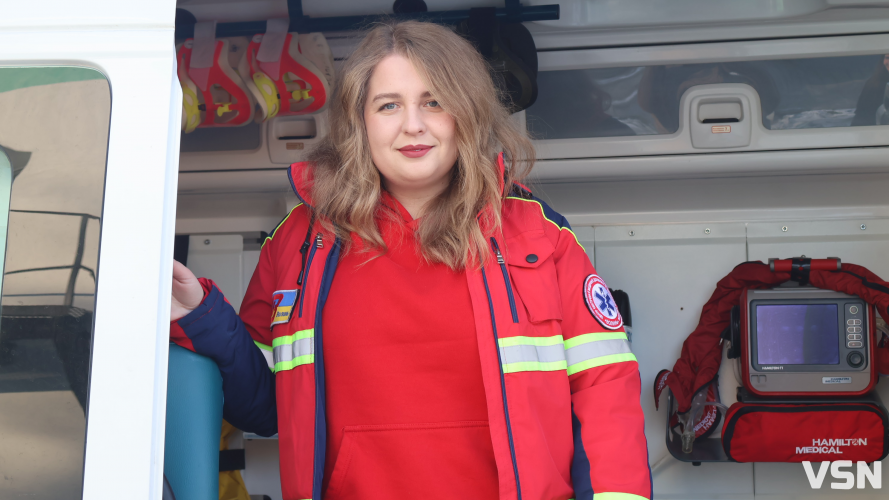 «Найважче — неповага з боку пацієнтів»: парамедикиня з Луцька про роботу швидкої та війну