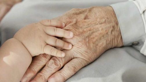 Смертність у рази вища за народжуваність: що показує демографічна статистика Волині за 2025 рік