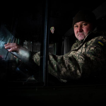 Кожен кілометр – під обстрілами: історія фронтового водія з Волині на псевдо Апостол