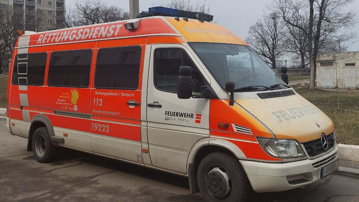 Харків отримав авто швидкої та ліки від товариства лісівників Волині