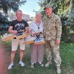 Власним прикладом: пенсіонерка з Ковеля подарувала дрони прикордонникам