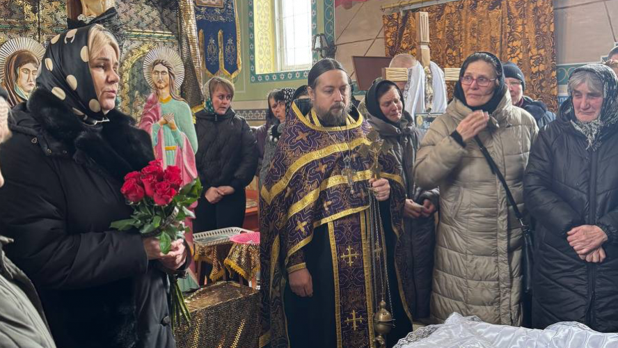 Серце воїна зупинилося у день його народження: на Волині поховали Героя Юрія Павляка