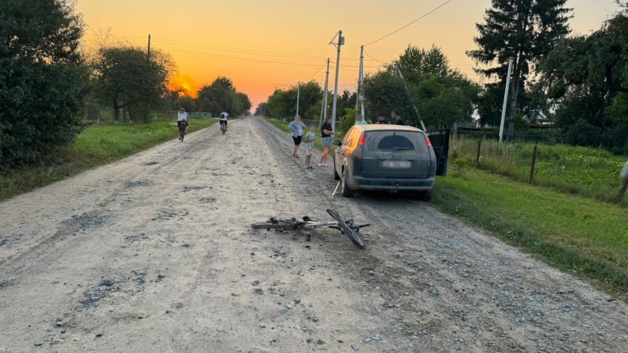 Неповнолітня за кермом і ДТП з підлітком: як покарали волинянина