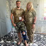 Поранених бійців 100-ї ОМБр відвідали у лікарнях та вручили почесні відзнаки