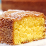 Простий манник із того, що є вдома: м’який пиріг без зайвих клопотів