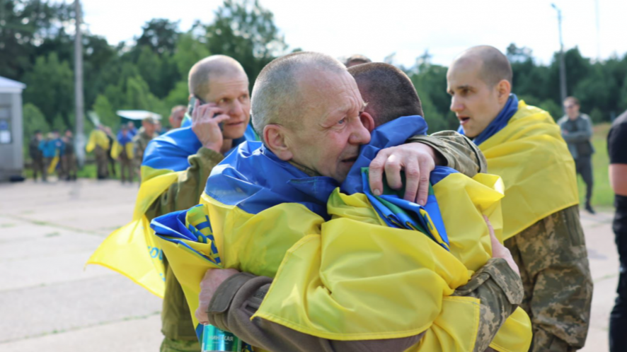 На Волинь повертається звільнений з полону захисник Сергій Приймачук