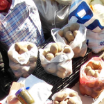 Скільки коштує картопля на ринку у Луцьку