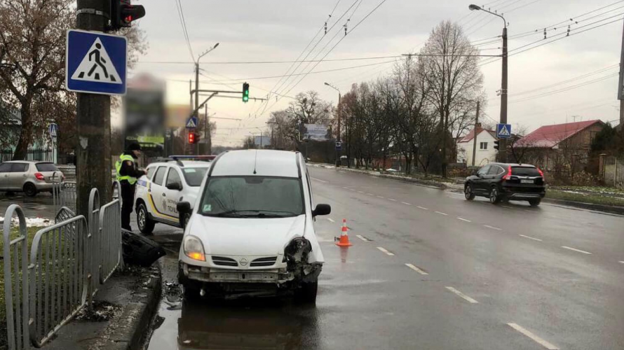 У Луцьку на перехресті вулиць Ковельська та Чернишевського сталась аварія