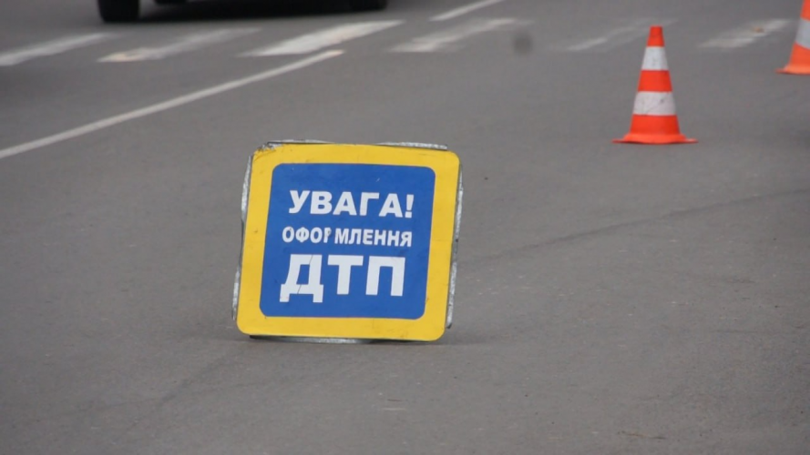 У Луцьку авто збило жінку, її доправили у лікарню