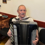 76-річний майстер з Луцька, який «оживляє» фортепіано: історія Олександра Мізюка