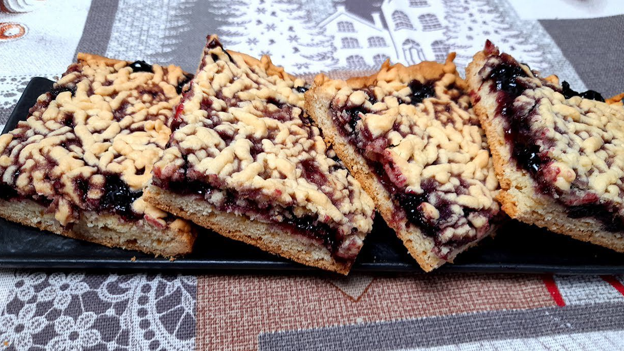 Пиріг, який неможливо зіпсувати: універсальний рецепт, що завжди вдається