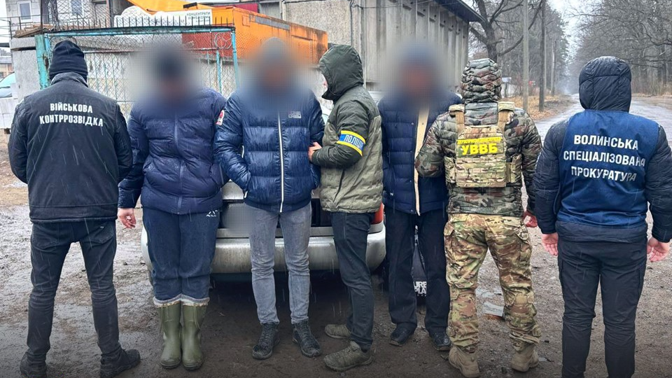 За 12 тисяч доларів – за кордон: на Волині затримали організатора схеми втечі ухилянтів через кордон