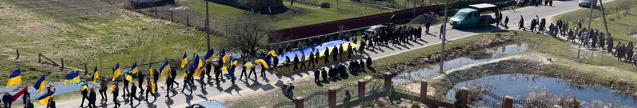 Прекрасний чоловік і батько, надійний побратим: на Волині поховали 29-річного захисника Миколу Півня