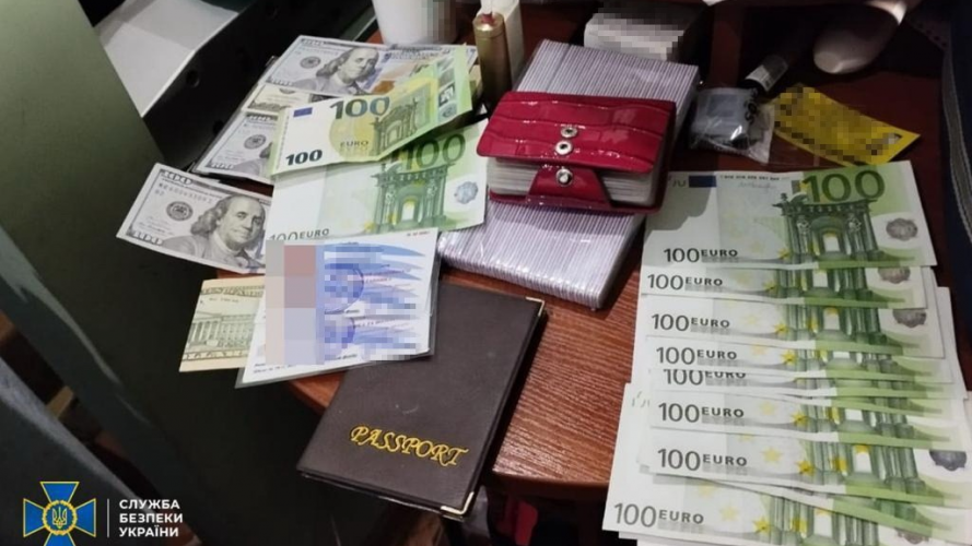 Скільки українським чоловікам коштує спроба нелегально виїхати за кордон та від чого залежить сума