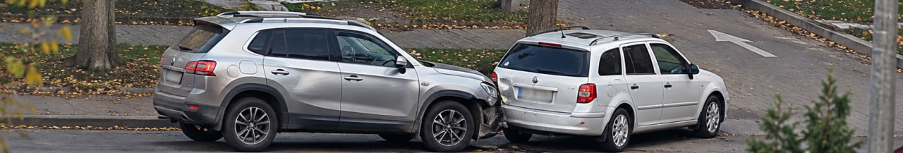 Протаранили авто та закинули в бус: у Ковелі чоловік після ДТП намагався втекти пішки від ТЦК