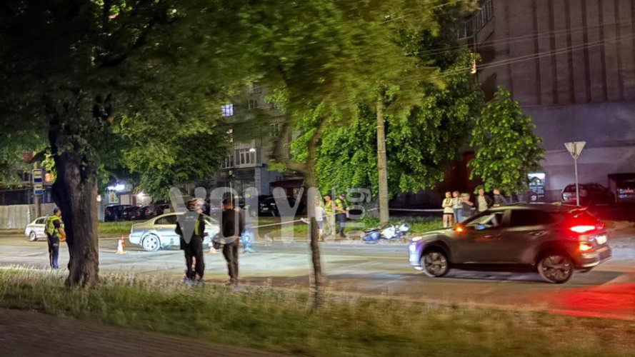 У Луцьку сталася ДТП за участю авто та мотоцикліста: водія двоколісного госпіталізували