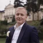 Колишньому прокурору, який нещодавно відгуляв розкішне весілля під час війни у Львові, вручили повістку