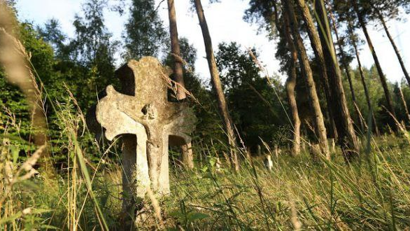 На Волині впорядкували польське кладовище