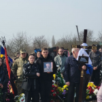 У Луцькому районі в останню земну дорогу провели воїна Валентина Гроголя