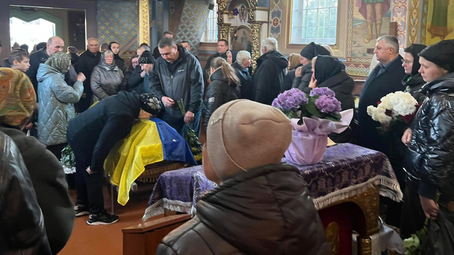 Навіки 43: на Волині попрощалися з Героєм Олегом Філімонюком