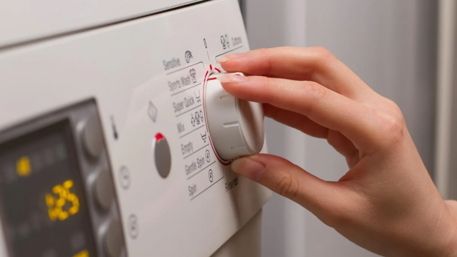 Від накипу і цвілі не залишиться і сліду: як ефективно очистити барабан пральної машини