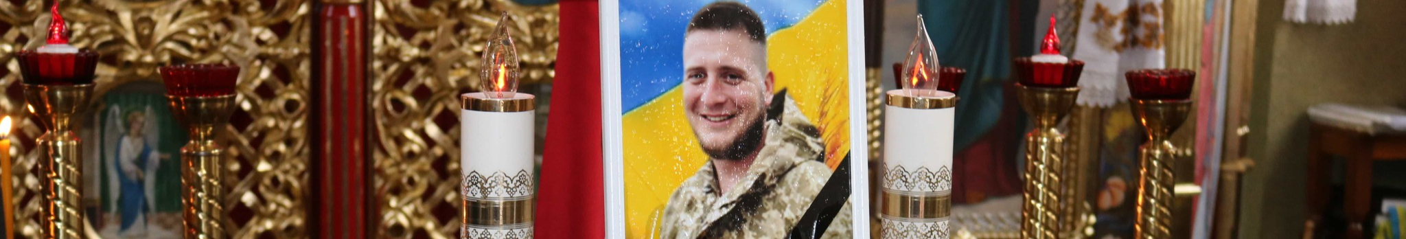 Навіки 30: на Волині в останню дорогу провели молодого військовослужбовця Віталія Прокопенка