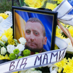 Мати дочекалася сина лише для прощання: на Волині поховали загиблого воїна Сергія Катеринюка