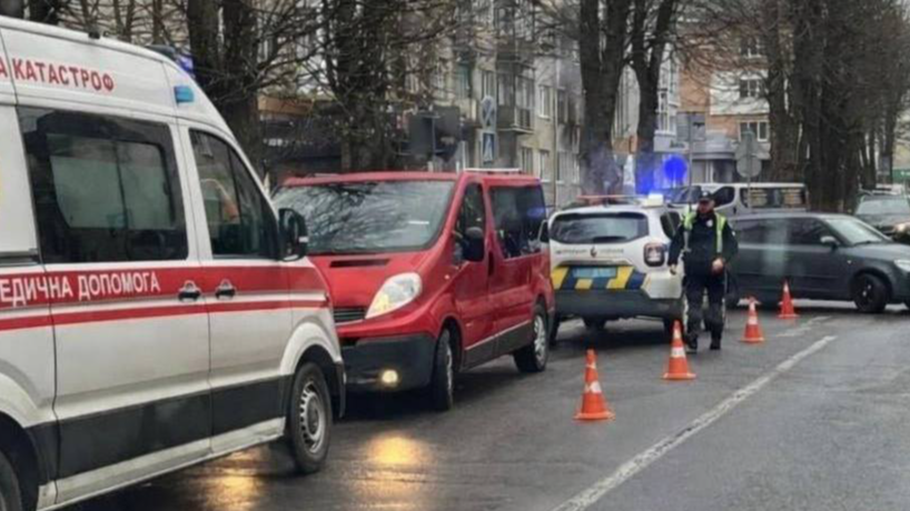 У Луцьку авто збило жінку: що відомо про стан постраждалої